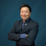 Milton Seigi Hayashi destaca como a tecnologia está modernizando a restauração de carros antigos.