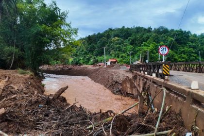 Chuva intensa em Ilhabela expõe riscos urbanos e reforça alerta sobre prevenção de deslizamentos