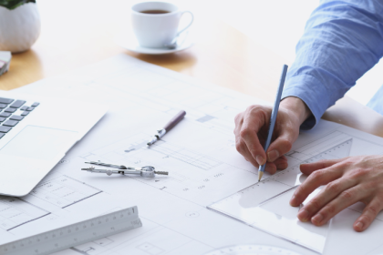 Planejar conforto é planejar valor no mercado imobiliário, porque desempenho melhora a experiência e aumenta a atratividade do imóvel. Alex Nabuco Dos Santos ressalta esse diferencial.